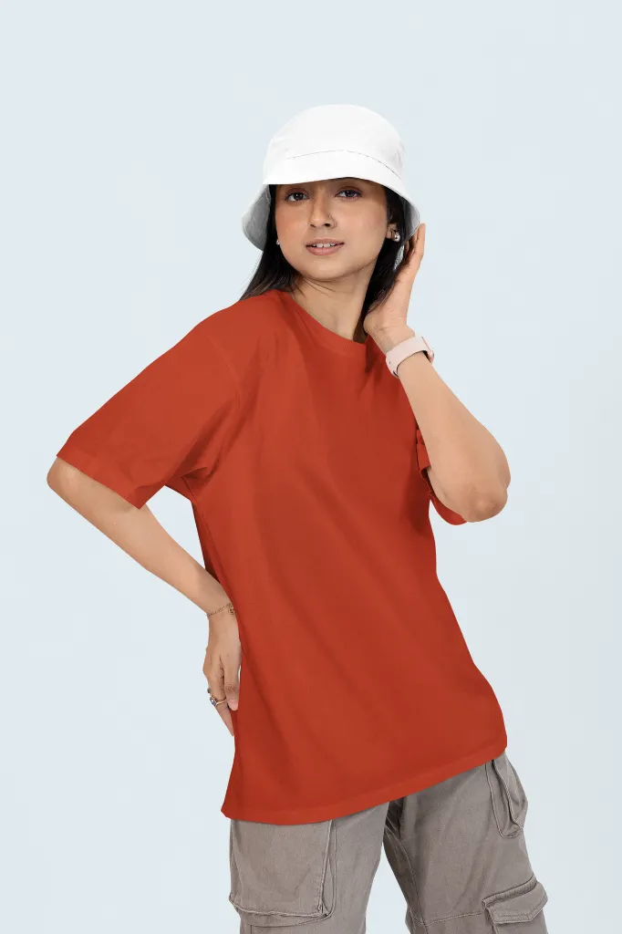 oversized-t-shirt-mockup-of-a-woman-posing-in-a-customizable-background-with-a-bucket-hat-m53042 (5).webp