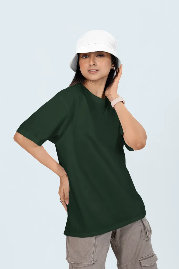 oversized-t-shirt-mockup-of-a-woman-posing-in-a-customizable-background-with-a-bucket-hat-m53042 (8).webp