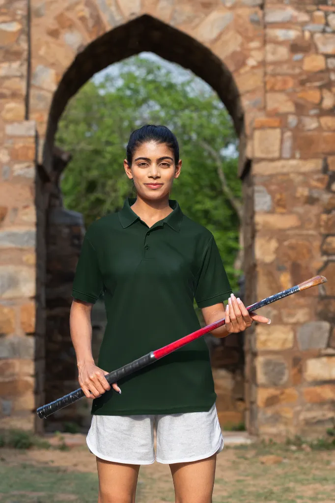 gildan-polo-shirt-mockup-of-a-woman-wearing-a-cricket-s-team-uniform-m39932 (7).webp