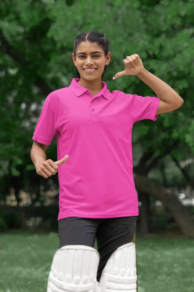 cricket-themed-mockup-of-a-happy-woman-pointing-at-her-gildan-polo-shirt-m39966 (8).webp
