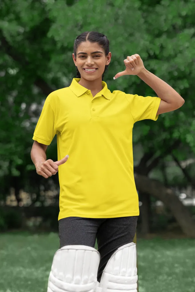 cricket-themed-mockup-of-a-happy-woman-pointing-at-her-gildan-polo-shirt-m39966 (9).webp