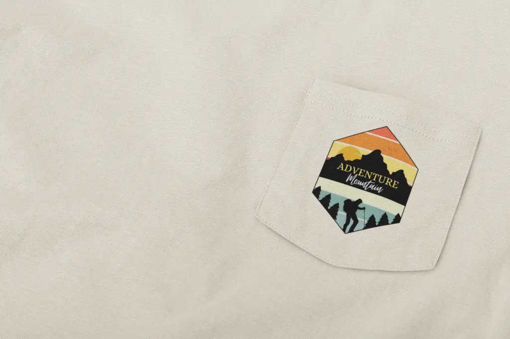 close-up-mockup-of-a-pocket-t-shirt-30085 (2).webp