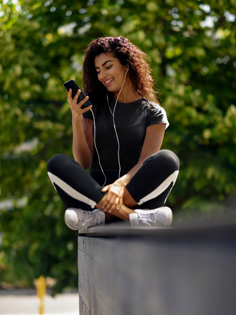 Dot-knit Round Neck | 140 GSM | 100% Polyester